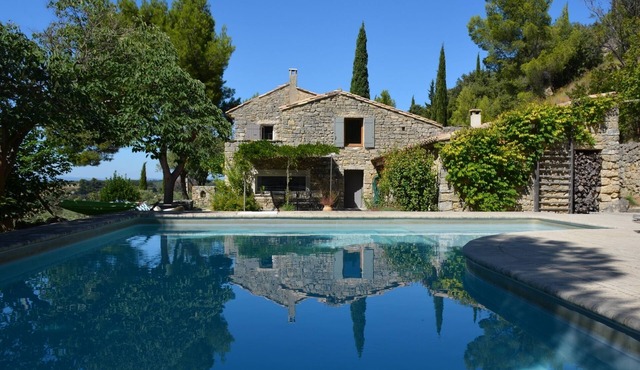 Authentic farmhouse with exceptional views in beautiful natural surroundings