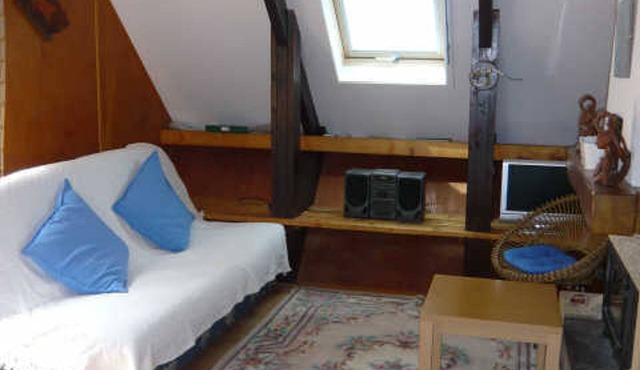 Authentic Chalet Near Ski Slopes and Trails