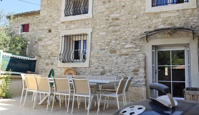 Authentic house and private spa for 18 people