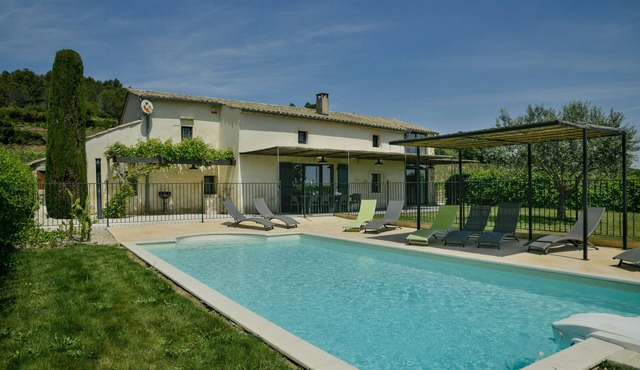 Authentic house La Romance, closed private pool and garden, Provence, Ardèche
