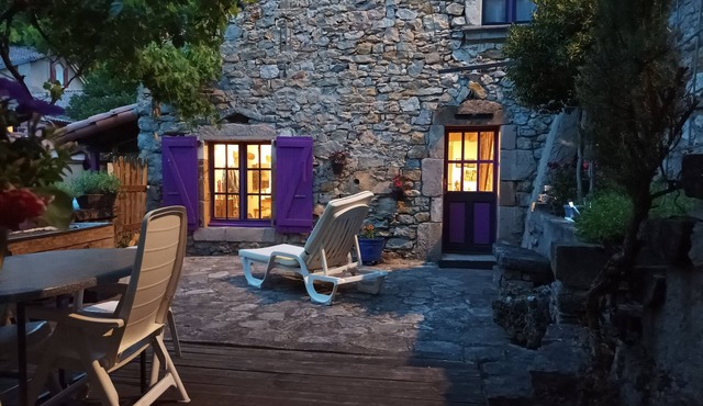 Authentic house in the Dourbie valley 5 km from Millau