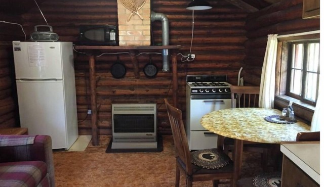 Authentic Log Cabin Pet Friendly Northshore Bay Resort Island Lake
