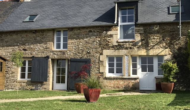 Authentic renovated Breton house, near Josselin