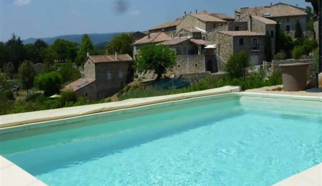 Authentic Stone Mas Retreat