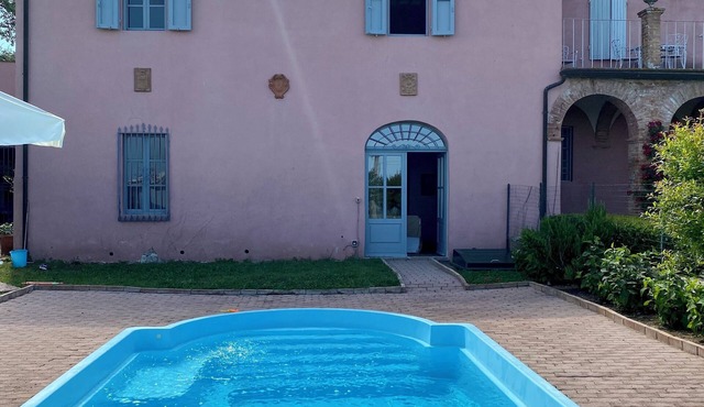 Authentic tuscan villa w/pool and fireplace. Close to hot springs, L. Bolsena in Sorano