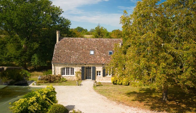Authentiek Grote Openhaard, Moderne Voorzieningen, Airco en Wandelroute