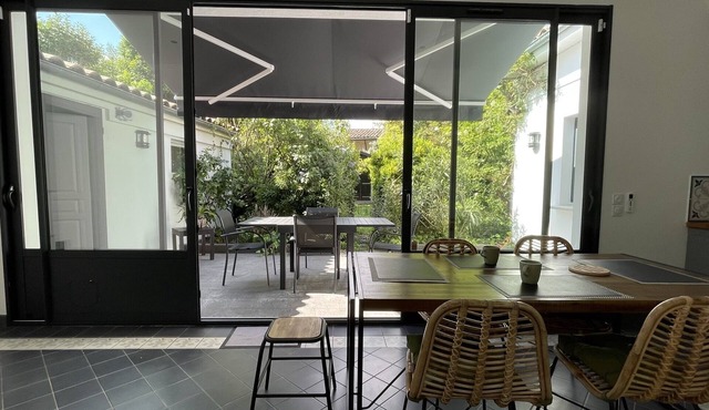 Authentique Echoppe Bordelaise, 6 Pièces Avec Jardin