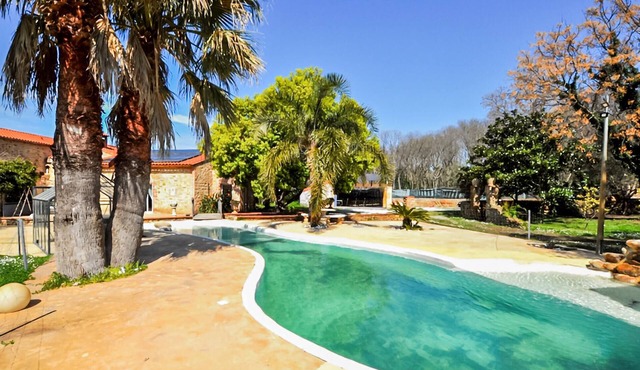 Authentique maison piscine