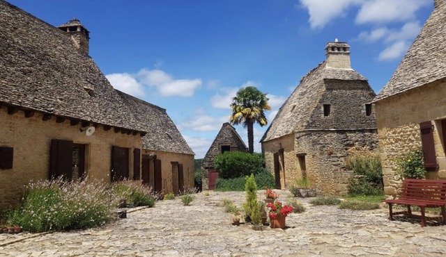 Authentique mas Périgourdin aux Toits de Lauzes