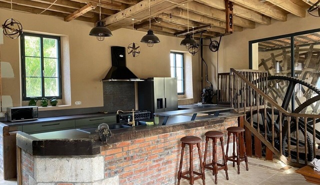 Authentique Moulin à eau du e Siècle