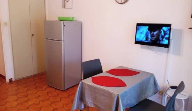 AUTUMN BY THE SEA AND PINEDE