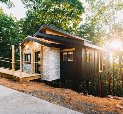 Autumn Blaze at Maple Treehouse