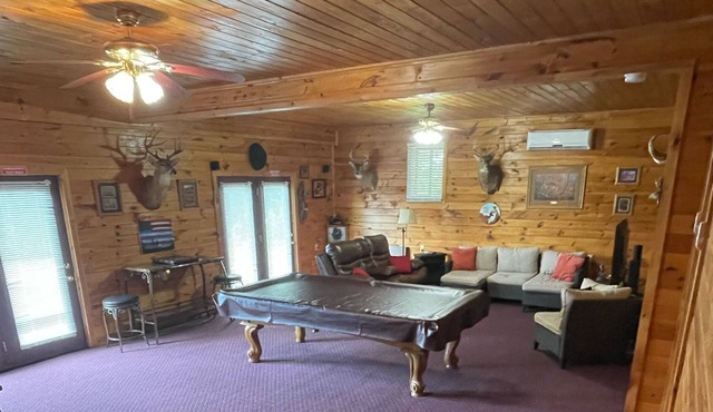 Autumn BreezeCountry Home-near to all area attractions amusements & adventures!!