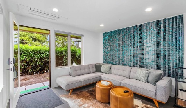 Autumn Leaves in Jefferson Park