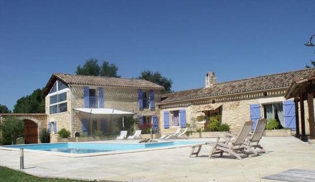 Aux Blanches Pierres