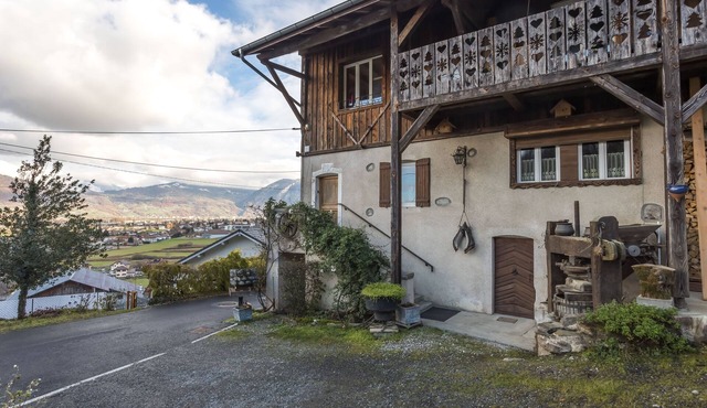 Aux Bois d'Hermy - Two Bedroom Apartment, Sleeps 6