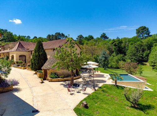 Aux Bories de Marquay, chambres d'hôtes B&B avec piscine et SPA près de Sarlat