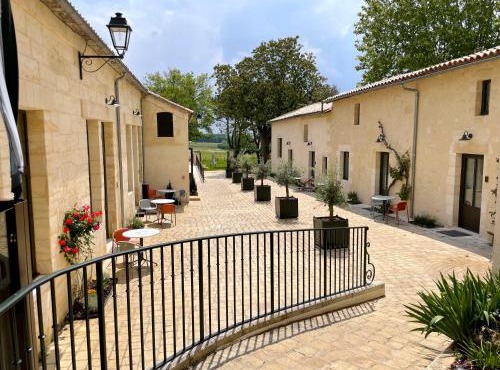 AUX DUCS DE SIENNE