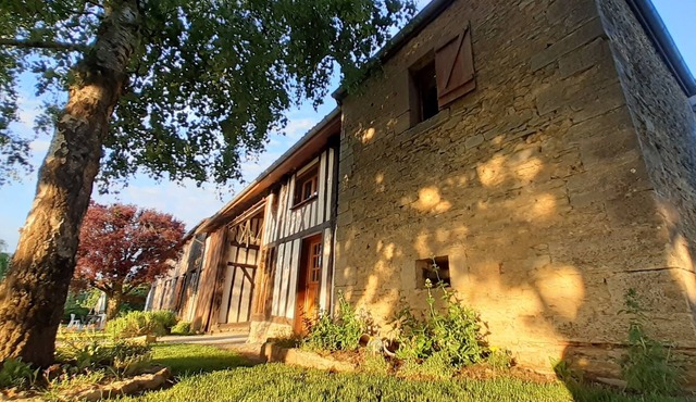 Aux Gites d'Haromagnyl - The Tower