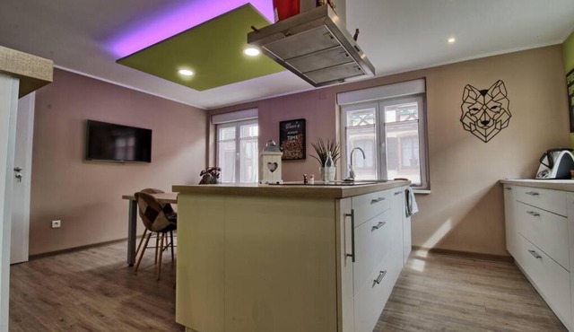 Aux grains de raisin - 6 personnes - cour privée