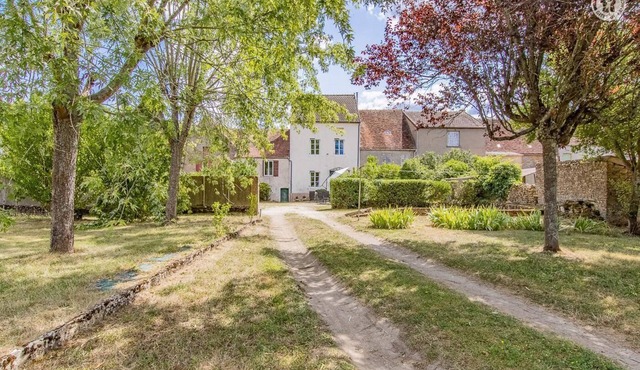 Aux Jardins - JONCY - Gîte