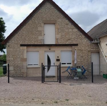 AUX MERVEILLES DES ORMES