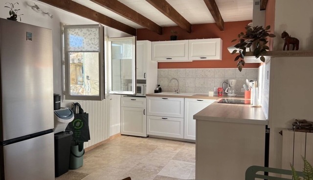 Aux Portes de l Ardèche Dans le Gard, Gite Très Calme au Milieu des Vignes