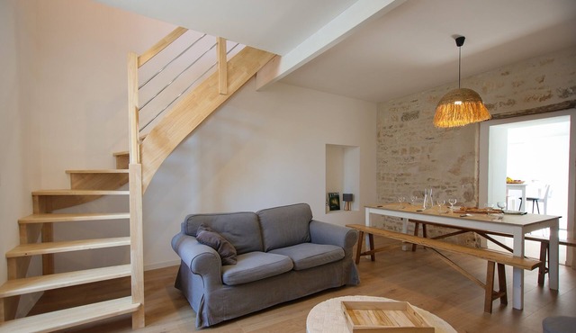 Aux Trois Mousquetaires - proche Jardin Dumaine