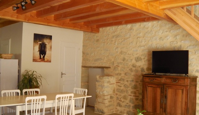Aux vieux fours 5.5 km from the canal, 9 km from the Chemin de Compostelle 4 bedrooms 2 bathrooms