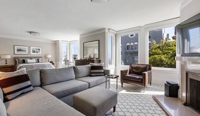 AVAILABLE THIS SUMMER: 45+ FIVE STAR REVIEWS!