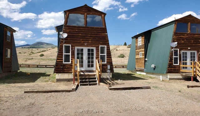 Avalanche Lily - Cabin 4 - 2 bedrooms in Creede, Colorado