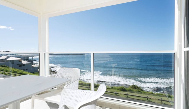 Avalon 3 Great Ocean Views