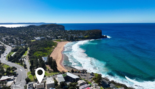avalon breakers retreat… just steps to Avalon beach…