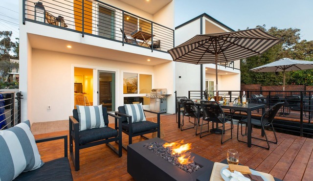 Avalon Buyout by AvantStay | Mins to Gaslamp | Rooftop w/BBQ & Patio
