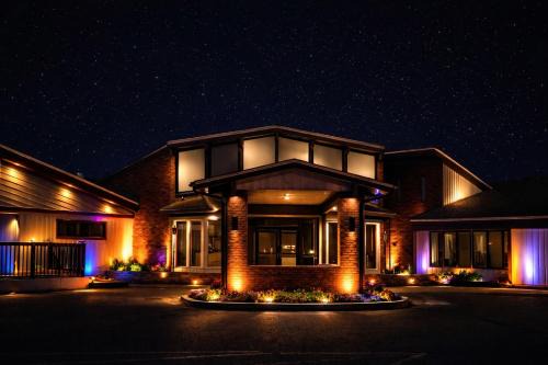 Avalon Hotel & Conference Center
