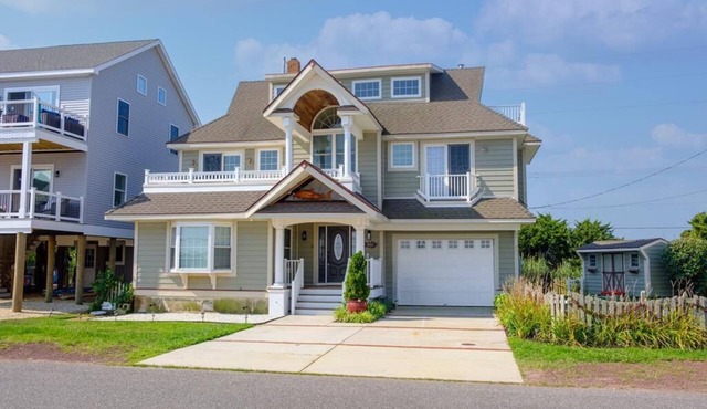 Avalon Manor Coastal Gem