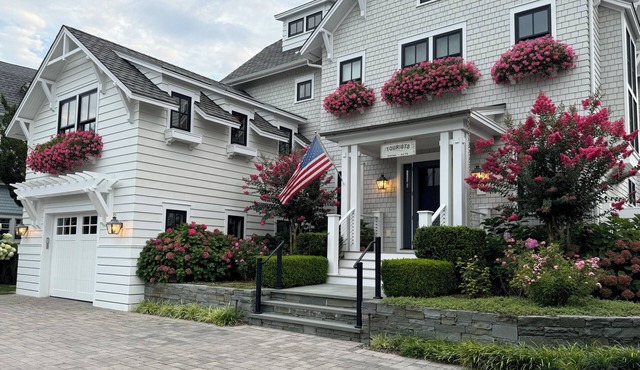 AVALON nBay Front Home with pool, decks and dock. Spacious 5-bedroom, 4.5 bath