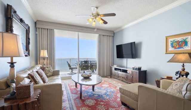 Avalon Penthouse 2004 - Luxury Condo 20th floor K/Q/Twns Direct Gulf View, WIFI