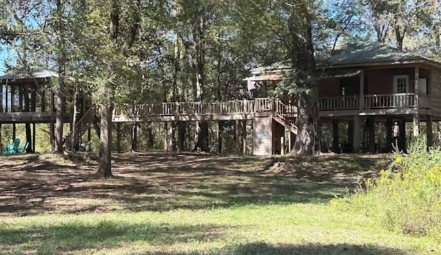 Avalon's Creekside Camp - Perfect summer stay