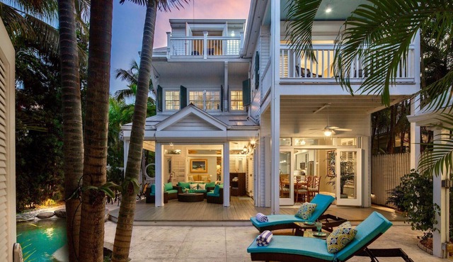 **AVALYNN HOUSE @ THE ANNEX** Lush Home by Beach & Duval + LAST KEY SERVICES...