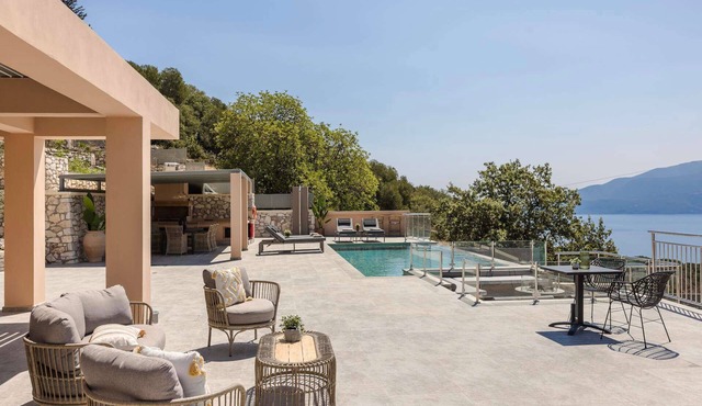 Avaton - Two Bedroom Villa, Sleeps 4