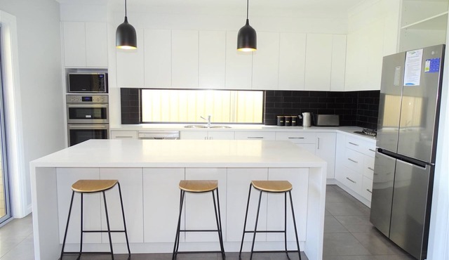 Avella House, Port Hughes