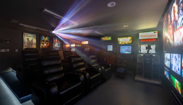Avengers Campus: 🌊🎥🍿🕹Heated Pool, Theater, Arcade+