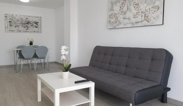 Avenida de Denia N11 close to the Beach