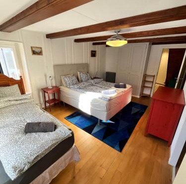 Avenue 15 Boudry Suites