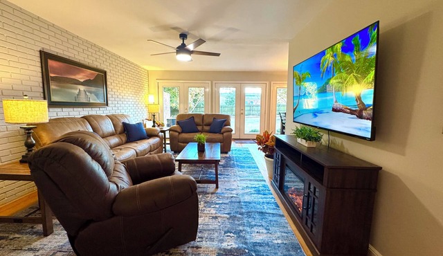 Avenues Cozy Corner 3-bedroom house