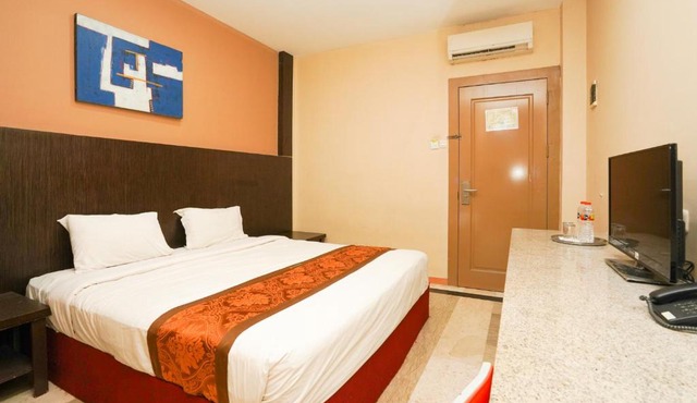 Avi Hotel Surabaya