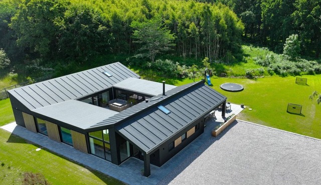 "Aviana" - 500m from the sea by Interhome