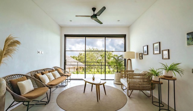 Aviela 3BR Villa w/Sauna, 5 Mins to Bingin Beach