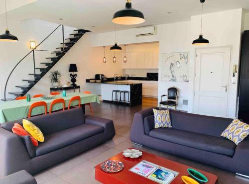 AVIGNON HYPER CENTRE CLIM 5 CHBRES 10PERS 200m PALAIS DES PAPES